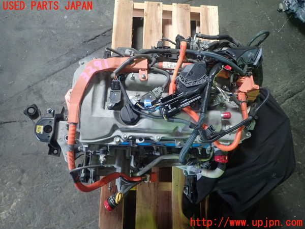 1UPJ-32912010]ハリアー ハイブリッド(AVU65W)エンジン 2AR-FXE 4WD 中古_m0001.jpg