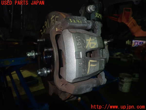 1UPJ-32914080]ハリアー ハイブリッド(AVU65W)右フロントキャリパー 中古_m0001.jpg