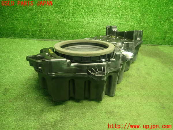 5UPJ-32916530]ハリアー ハイブリッド(AVU65W)ウーハー 中古_m0003.jpg