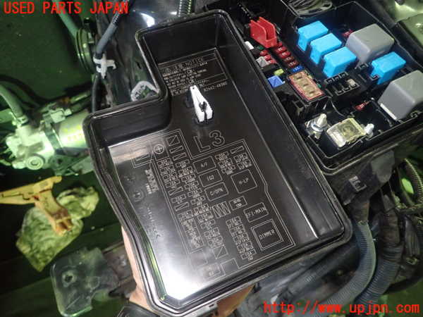 1UPJ-32916742]ハリアー ハイブリッド(AVU65W)ヒューズボックス2 中古_m0003.jpg