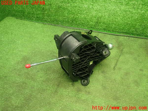 1UPJ-32917555]ハリアー ハイブリッド(AVU65W)ATシフトレバー 中古_m0001.jpg