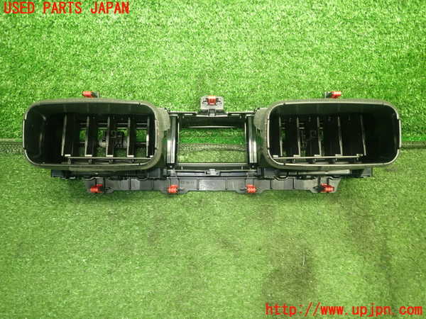 1UPJ-32917528]ハリアー ハイブリッド(AVU65W)エアコン吹き出し口3 (真中) 中古_m0004.jpg