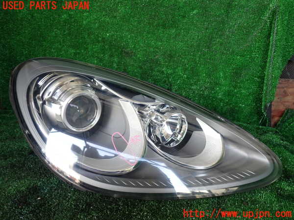 1UPJ-32931130]ポルシェ・カイエン S ハイブリッド(92ACGE)右ヘッドライト HID 中古_m0001.jpg