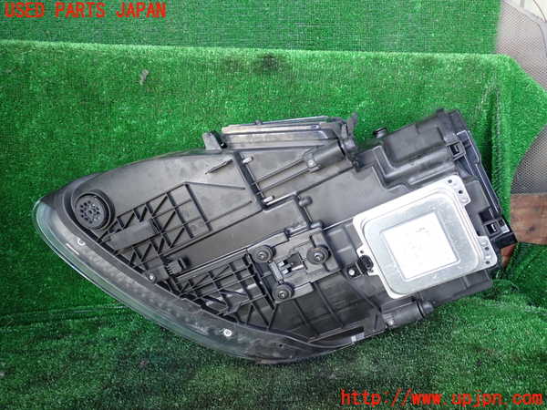 1UPJ-32931130]ポルシェ・カイエン S ハイブリッド(92ACGE)右ヘッドライト HID 中古_m0004.jpg