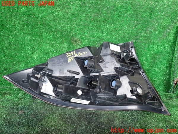 1UPJ-32931530]ポルシェ・カイエン S ハイブリッド(92ACGE)右テールランプ 中古_m0003.jpg