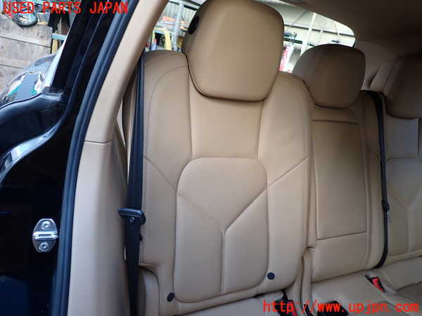 1UPJ-32937145]ポルシェ・カイエン S ハイブリッド(92ACGE)右2列目シート 中古_m0002.jpg