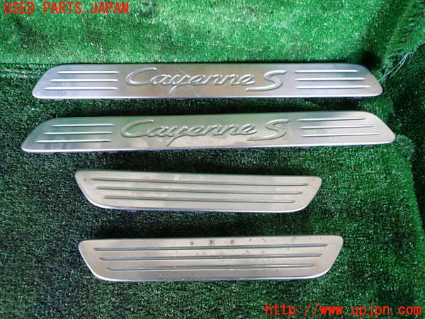 1UPJ-32937740]ポルシェ・カイエン S ハイブリッド(92ACGE)スカッフプレート 中古_m0001.jpg