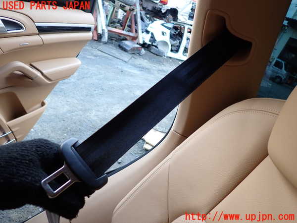 1UPJ-32937155]ポルシェ・カイエン S ハイブリッド(92ACGE)右2列目シートベルト 中古_m0001.jpg