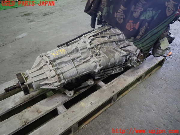 1UPJ-32943010]アウディ・S5 スポーツバック(8TCREL)ミッション AT CRE 4WD 中古_m0001.jpg