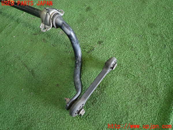 1UPJ-32945440]アウディ・S5 スポーツバック(8TCREL)フロントスタビライザー 中古_m0004.jpg