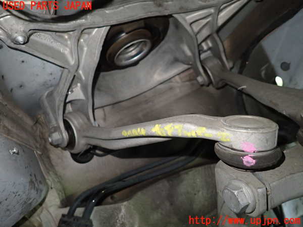 1UPJ-32945127]アウディ・S5 スポーツバック(8TCREL)右フロントアッパーアーム2 中古_m0001.jpg