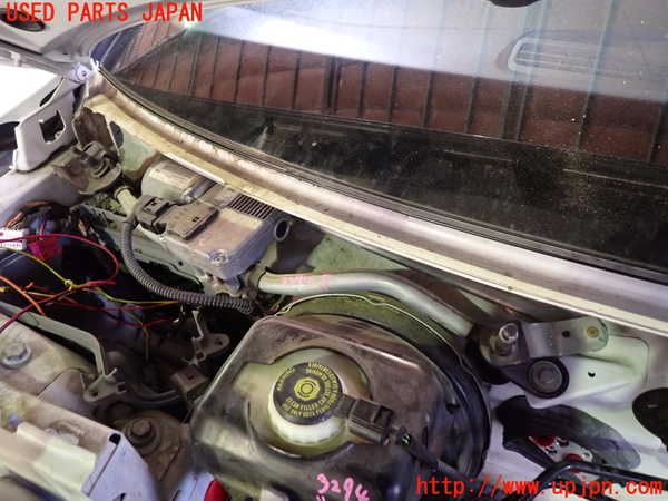 1UPJ-32946770]アウディ・S5 スポーツバック(8TCREL)フロントワイパーモーター 中古_m0001.jpg