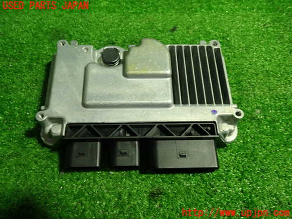 1UPJ-32946135]アウディ・S5 スポーツバック(8TCREL)パワステコンピューター 中古_m0001.jpg