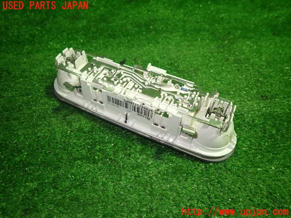 1UPJ-32946412]アウディ・S5 スポーツバック(8TCREL)ルームランプ2 (２列目) 中古_m0002.jpg