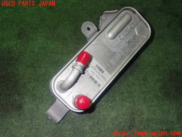 1UPJ-32952481]BMW 220i カブリオレ F23(1J20)オイルクーラー1 中古_m0001.jpg
