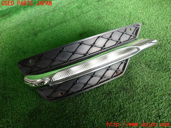 2UPJ-32961150]ベンツ C200 ステーションワゴン(204248)(204)右コーナーランプ 中古_m0001.jpg