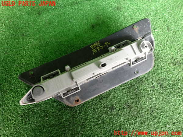 2UPJ-32961150]ベンツ C200 ステーションワゴン(204248)(204)右コーナーランプ 中古_m0002.jpg