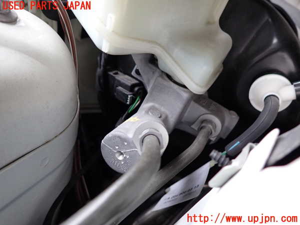 2UPJ-32964050]ベンツ C200 ステーションワゴン(204248)(204)ブレーキマスターシリンダー 中古_m0002.jpg