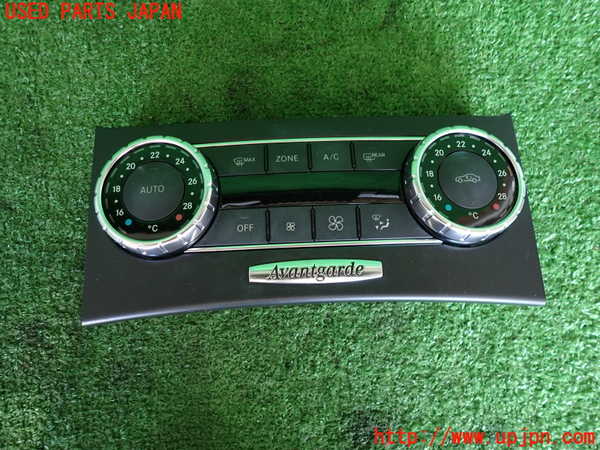 2UPJ-32966066]ベンツ C200 ステーションワゴン(204248)(204)エアコンスイッチ1 中古_m0001.jpg