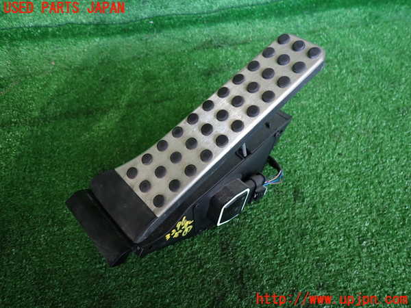 2UPJ-32966381]ベンツ C200 ステーションワゴン(204248)(204)センサー1 (アクセルペダル) 中古_m0001.jpg