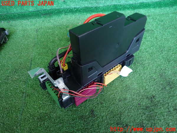 2UPJ-32966742]ベンツ C200 ステーションワゴン(204248)(204)ヒューズボックス2 中古_m0003.jpg