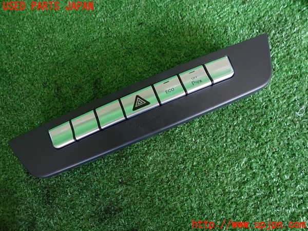 2UPJ-32966290]ベンツ C200 ステーションワゴン(204248)(204)ハザードスイッチ 中古_m0001.jpg