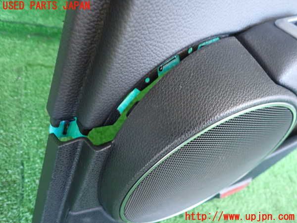 2UPJ-32961294]ベンツ C200 ステーションワゴン(204248)(204)右後ドア内張り 中古_m0002.jpg