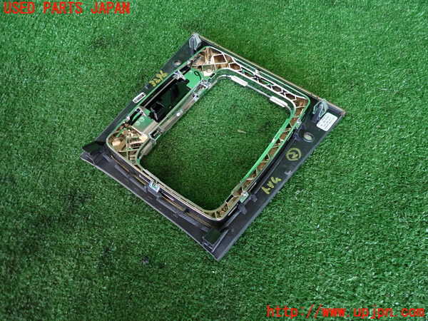 2UPJ-32967692]ベンツ C200 ステーションワゴン(204248)(204)内装トリム類2 中古_m0002.jpg