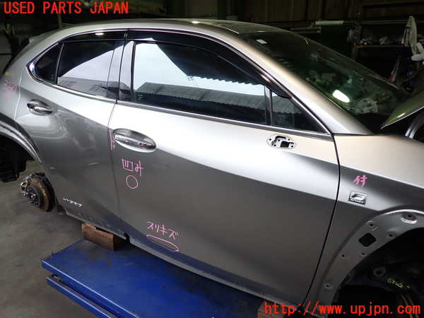 2UPJ-32971230]レクサス・UX250h(MZAH10)右前ドア 中古 NSG M4O5 43R-00014_m0001.jpg