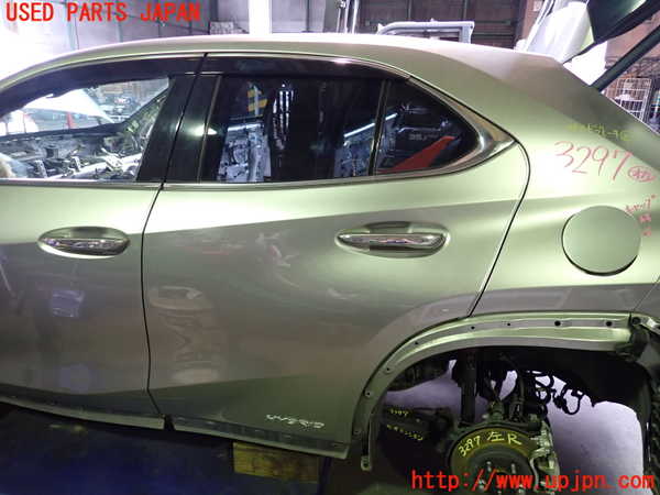 2UPJ-32971320]レクサス・UX250h(MZAH10)左後ドア 中古 NSG M3Q8 43R-003021_m0001.jpg