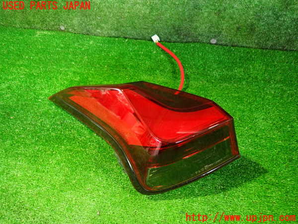 2UPJ-32971536]レクサス・UX250h(MZAH10)左テールランプ 中古_m0001.jpg