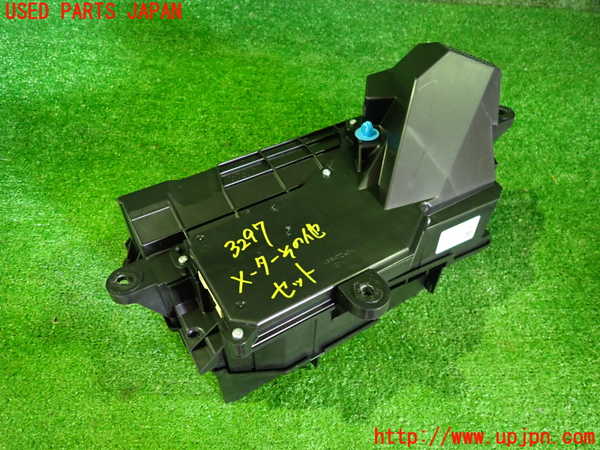 2UPJ-32976239]レクサス・UX250h(MZAH10)メーター・その他 中古_m0002.jpg