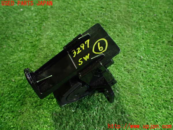 2UPJ-32976311]レクサス・UX250h(MZAH10)スイッチ6(電動パーキング) 中古_m0002.jpg