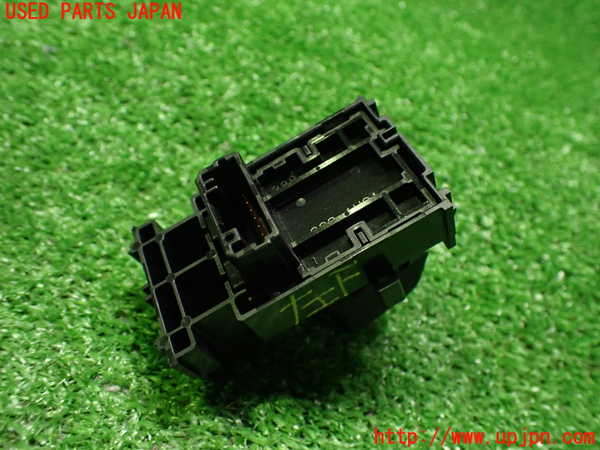 2UPJ-32976245]レクサス・UX250h(MZAH10)左前パワーウィンドウスイッチ 中古_m0002.jpg