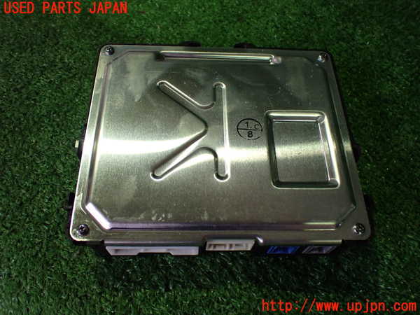 5UPJ-32976151]レクサス・UX250h(MZAH10)コンピューター6(TRANSCEIVER TELEMATICS) 中古 86741-50050_m0002.jpg
