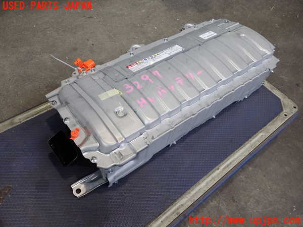 2UPJ-32976911]レクサス・UX250h(MZAH10)ハイブリッドバッテリー1 中古_m0001.jpg