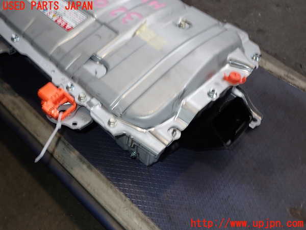 2UPJ-32976911]レクサス・UX250h(MZAH10)ハイブリッドバッテリー1 中古_m0002.jpg