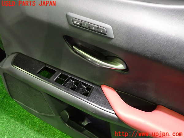 2UPJ-32971234]レクサス・UX250h(MZAH10)右前ドア内張り 中古_m0002.jpg