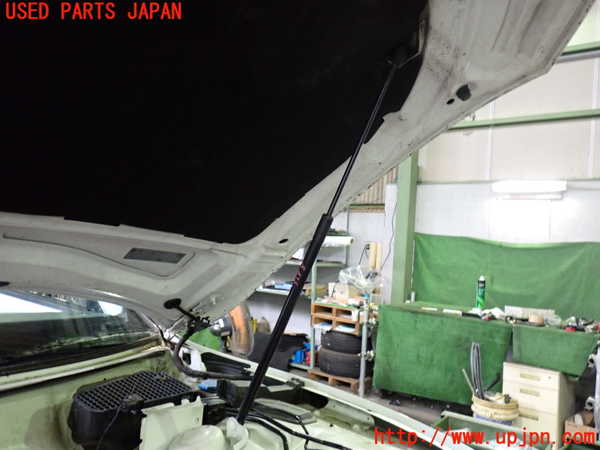 2UPJ-32981068]アウディ・A5 カブリオレ(8FCALF)ボンネットダンパー 中古_m0001.jpg