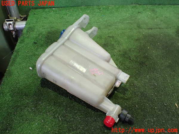 2UPJ-32982410]アウディ・A5 カブリオレ(8FCALF)ラジエータータンク 中古_m0001.jpg