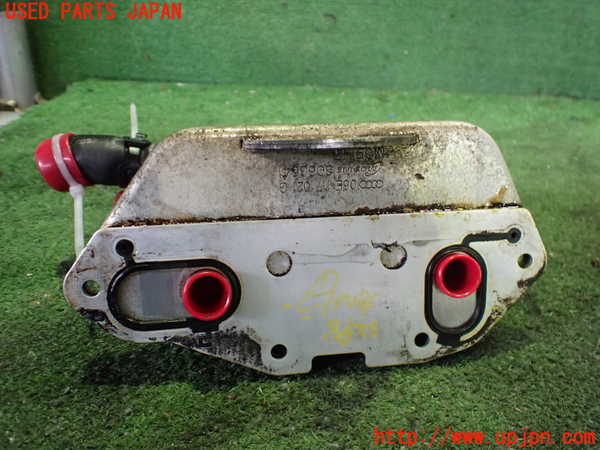 2UPJ-32982481]アウディ・A5 カブリオレ(8FCALF)オイルクーラー1 中古_m0002.jpg