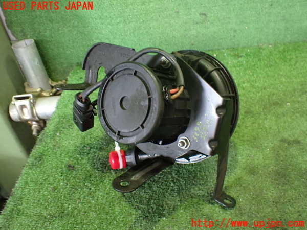 2UPJ-32982590]アウディ・A5 カブリオレ(8FCALF)エアポンプ 中古_m0002.jpg