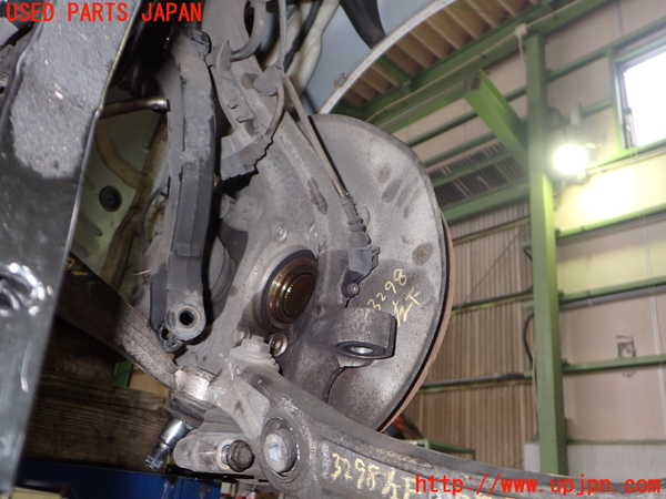 2UPJ-32984295]アウディ・A5 カブリオレ(8FCALF)左フロントナックルハブ 中古_m0001.jpg