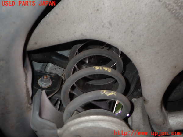 2UPJ-32985100]アウディ・A5 カブリオレ(8FCALF)右リアスプリング 中古_m0001.jpg