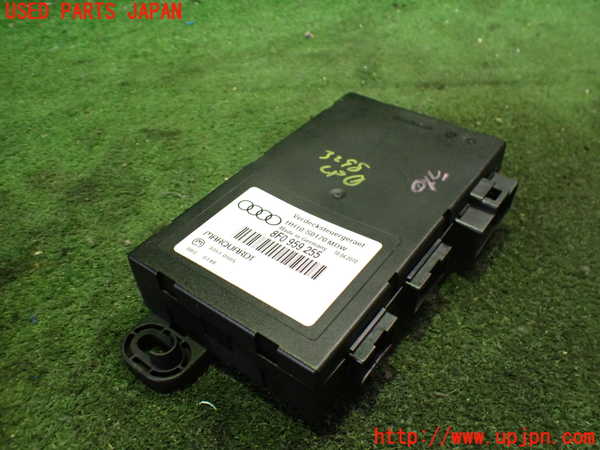 2UPJ-32986146]アウディ・A5 カブリオレ(8FCALF)コンピューター1 中古_m0001.jpg