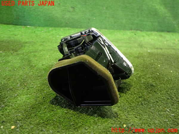 2UPJ-32987528]アウディ・A5 カブリオレ(8FCALF)エアコン吹き出し口3 (左) 中古_m0002.jpg