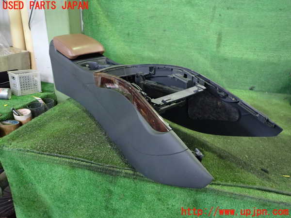 2UPJ-32987540]アウディ・A5 カブリオレ(8FCALF)センターコンソール 中古_m0002.jpg