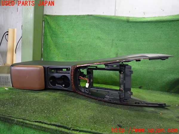 2UPJ-32987540]アウディ・A5 カブリオレ(8FCALF)センターコンソール 中古_m0003.jpg