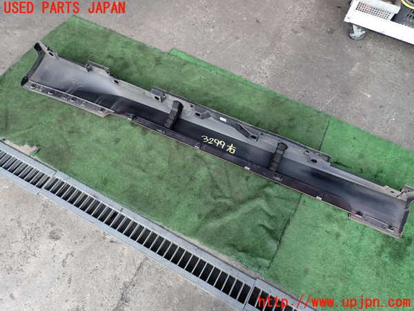 2UPJ-32991390]レクサス・RC300h(AVC10)右サイドステップ 中古_m0005.jpg