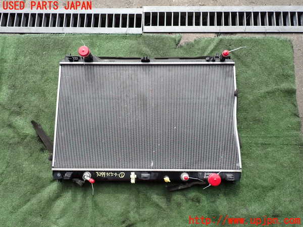2UPJ-32992321]レクサス・RC300h(AVC10)ラジエーター1 中古_m0001.jpg